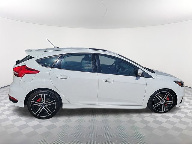 2018 Ford Focus ST