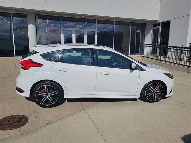 2018 Ford Focus ST