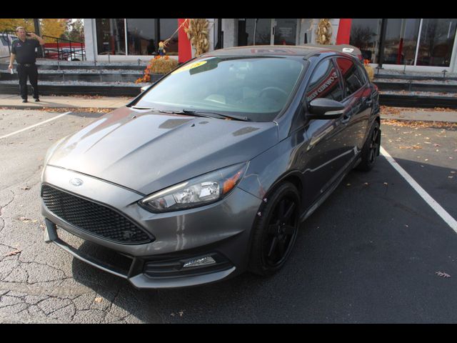 2018 Ford Focus ST