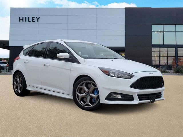 2018 Ford Focus ST