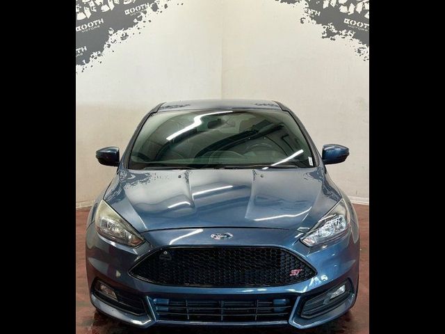 2018 Ford Focus ST