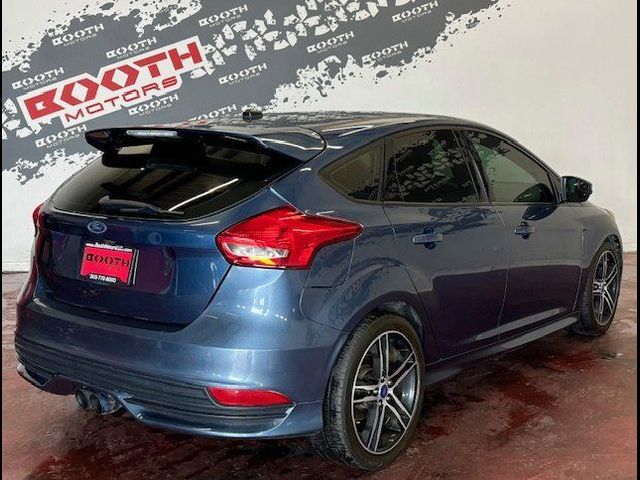 2018 Ford Focus ST