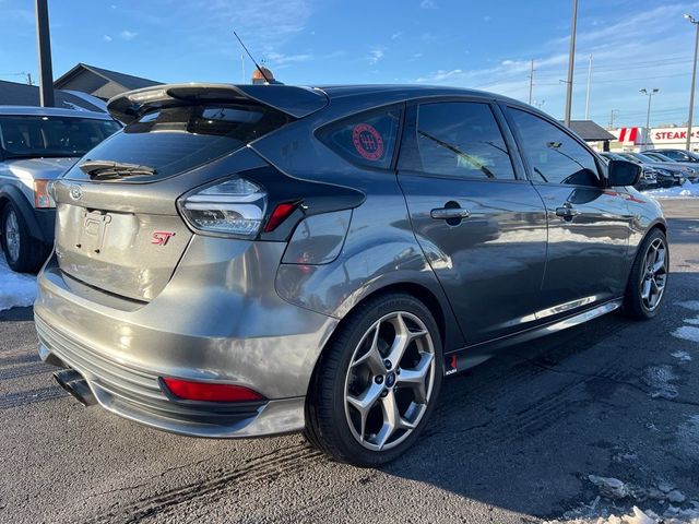 2018 Ford Focus ST