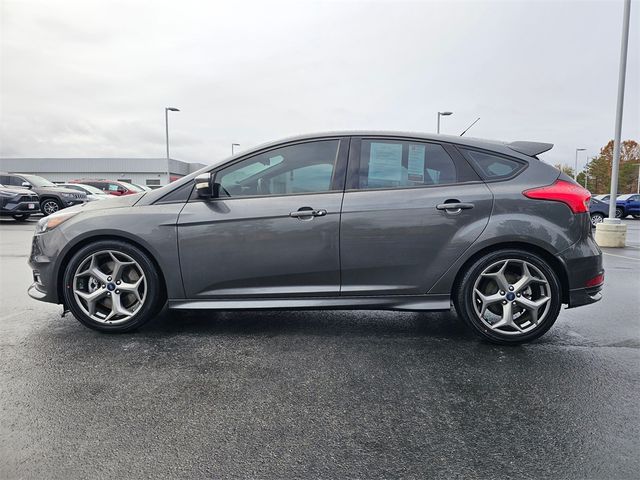 2018 Ford Focus ST