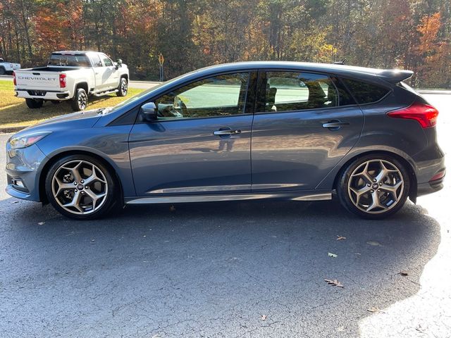 2018 Ford Focus ST