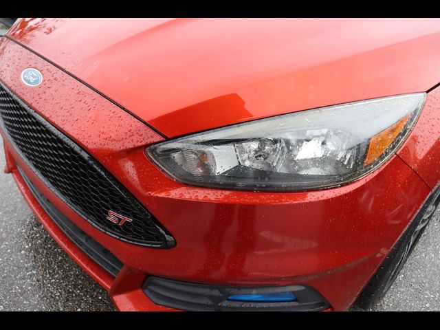 2018 Ford Focus ST