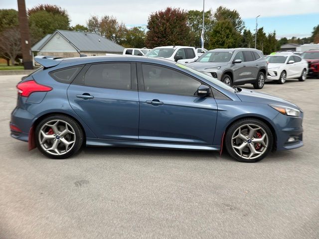 2018 Ford Focus ST