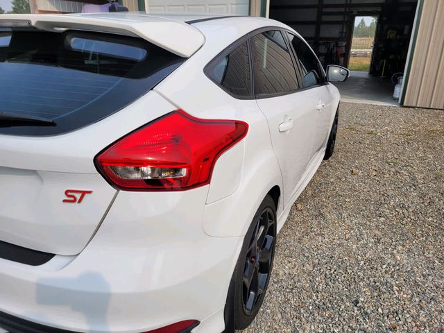 2018 Ford Focus ST