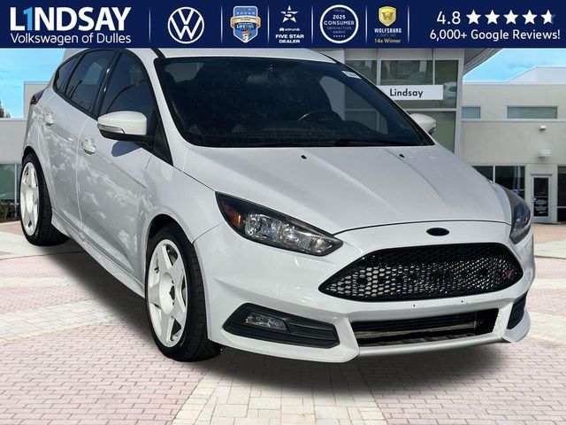 2018 Ford Focus ST