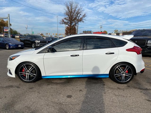 2018 Ford Focus ST