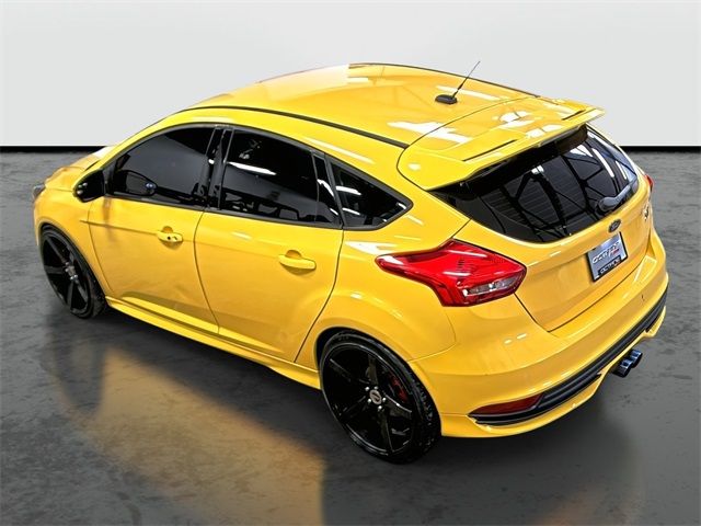 2018 Ford Focus ST