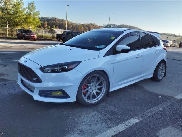 2018 Ford Focus ST