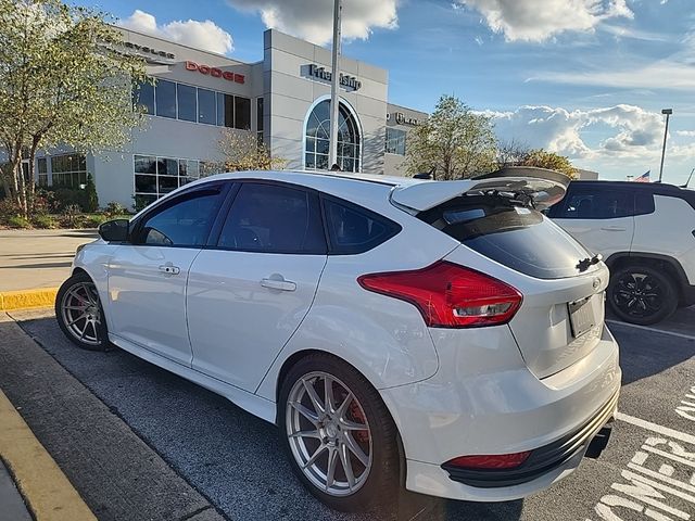 2018 Ford Focus ST