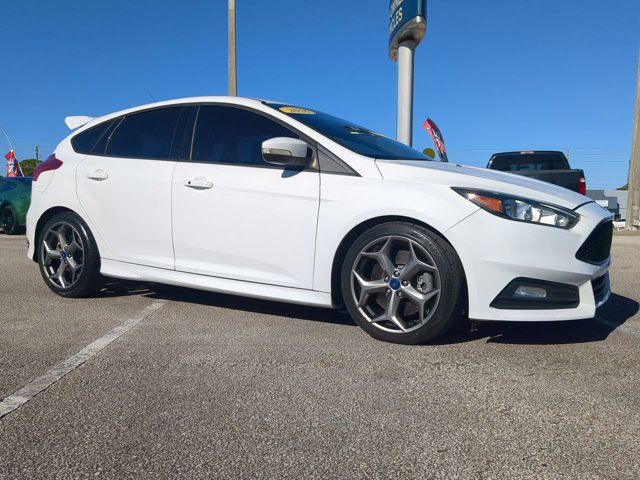 2018 Ford Focus ST