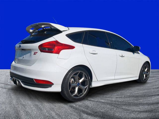 2018 Ford Focus ST