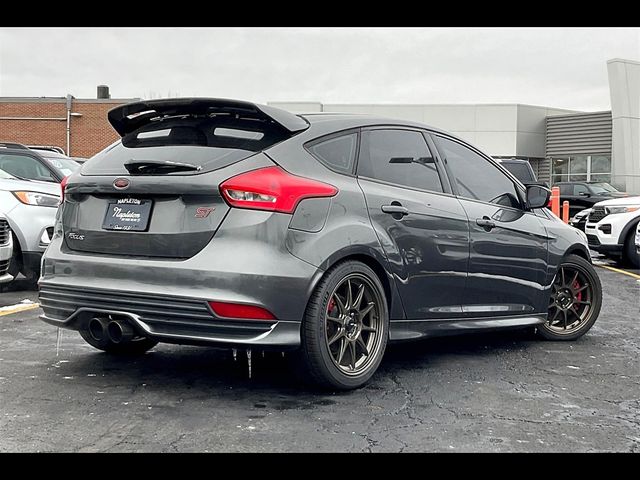 2018 Ford Focus ST