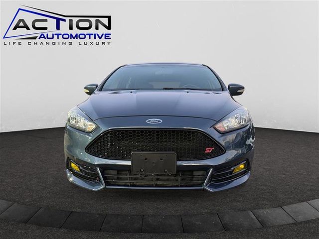 2018 Ford Focus ST