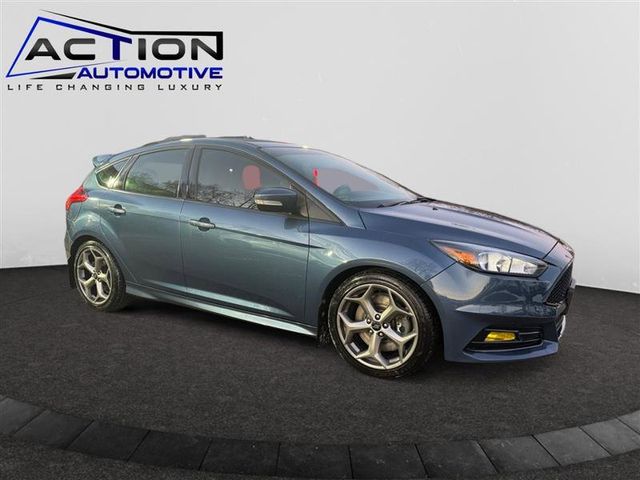 2018 Ford Focus ST