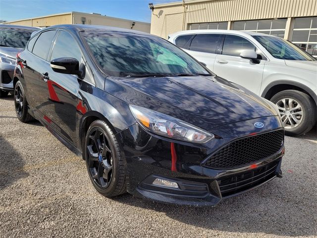 2018 Ford Focus ST