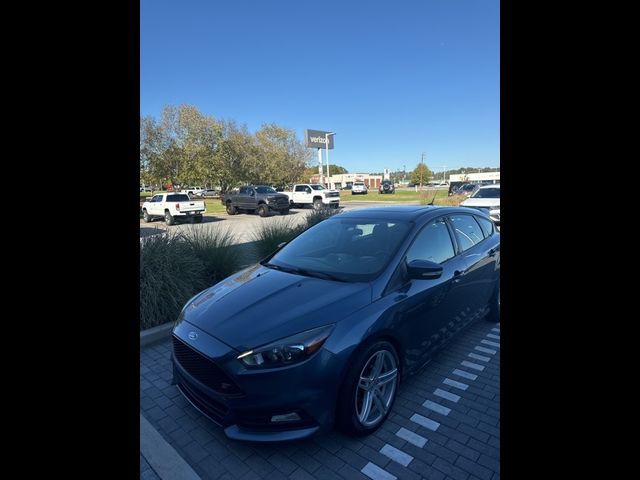 2018 Ford Focus ST