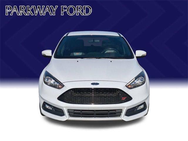 2018 Ford Focus ST