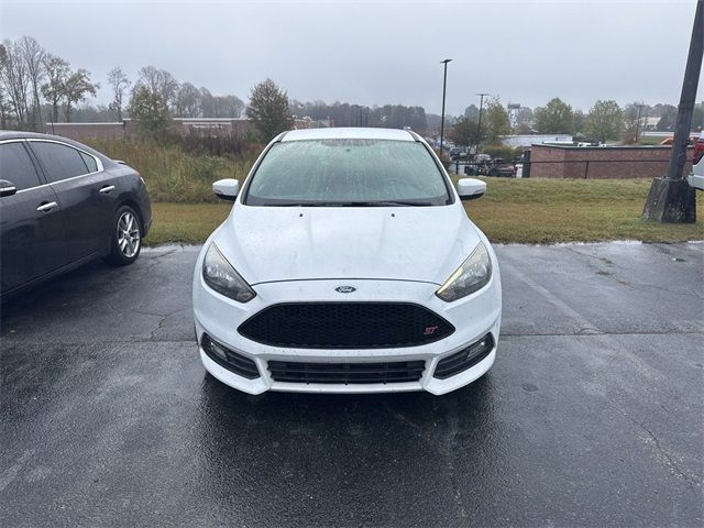 2018 Ford Focus ST