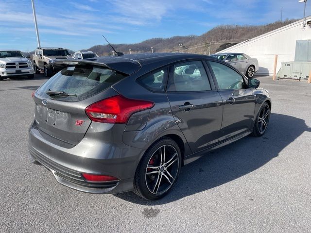 2018 Ford Focus ST