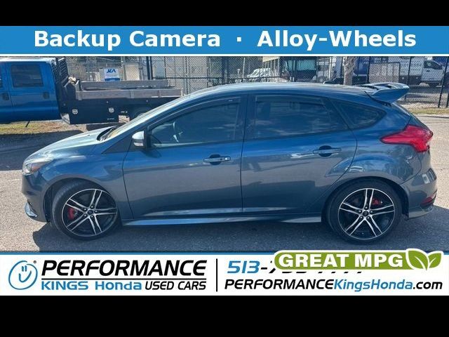 2018 Ford Focus ST