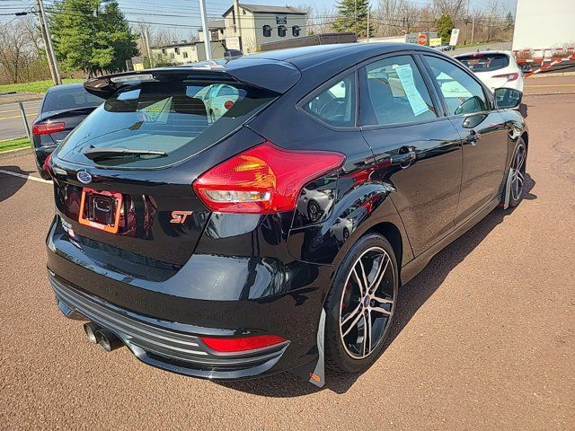 2018 Ford Focus ST