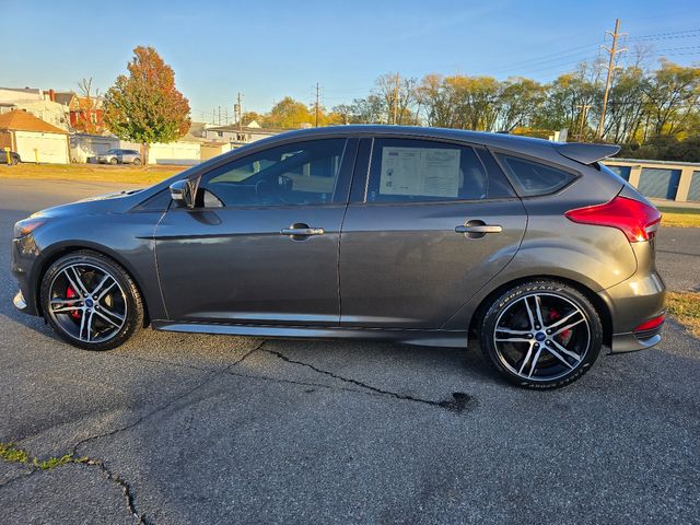 2018 Ford Focus ST