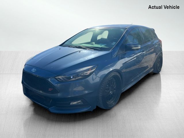 2018 Ford Focus ST