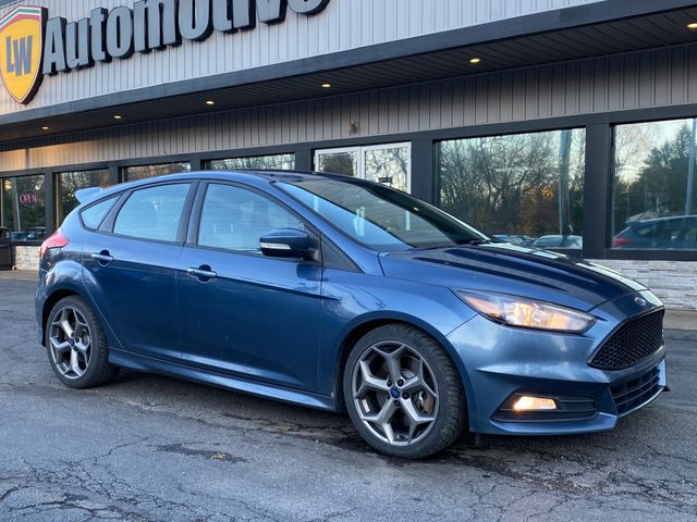 2018 Ford Focus ST