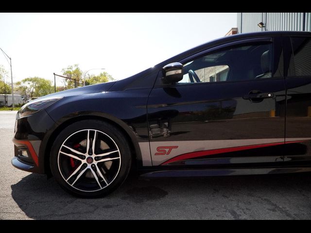 2018 Ford Focus ST