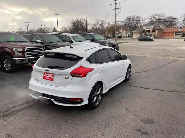 2018 Ford Focus ST