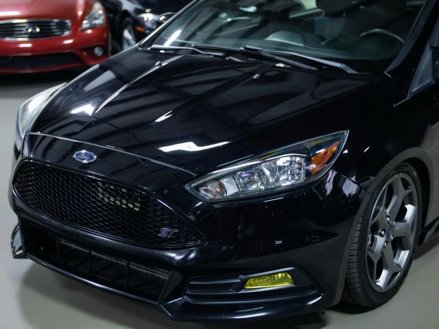 2018 Ford Focus ST