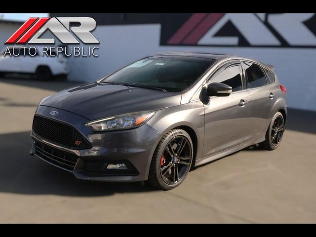 2018 Ford Focus ST