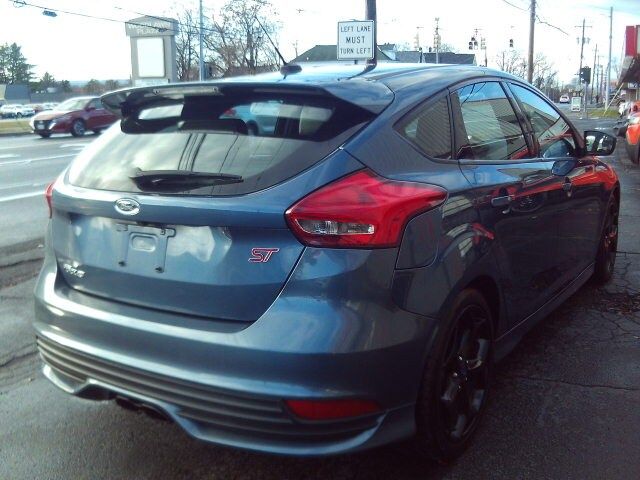 2018 Ford Focus ST