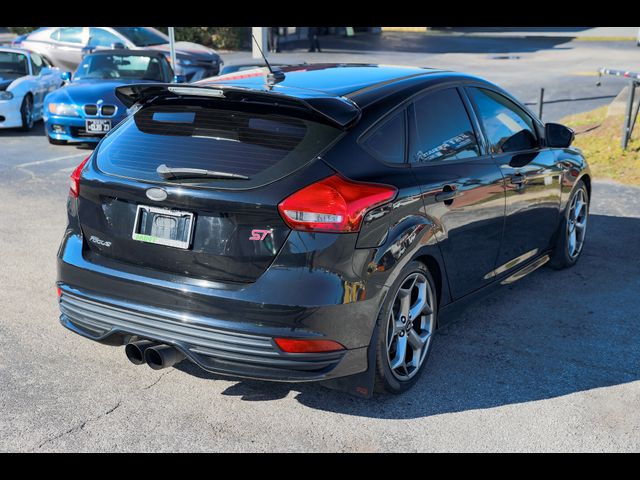 2018 Ford Focus ST