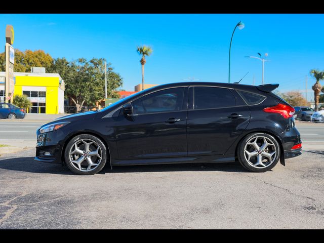 2018 Ford Focus ST