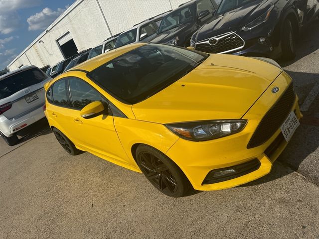 2018 Ford Focus ST