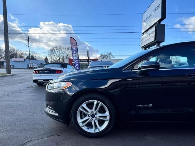 2018 Ford Fusion Hybrid SE