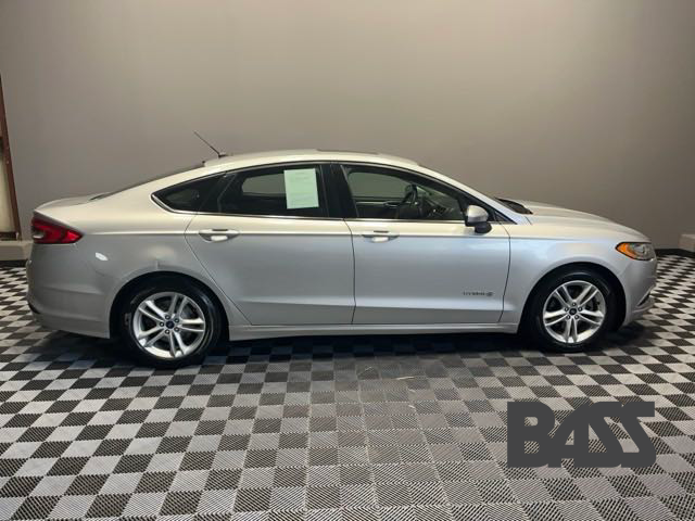 2018 Ford Fusion Hybrid SE