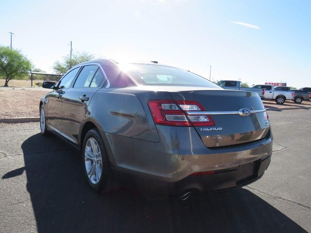 2018 Ford Taurus SEL