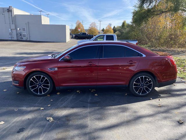 2018 Ford Taurus SEL