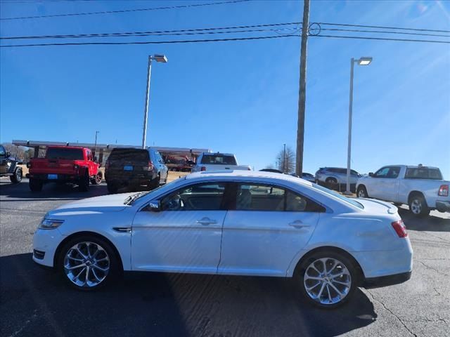 2018 Ford Taurus Limited