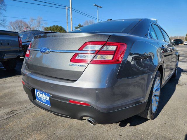 2018 Ford Taurus Limited