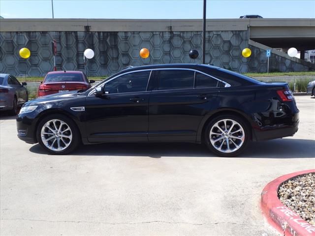 2018 Ford Taurus Limited