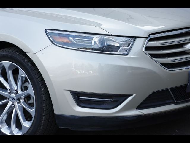 2018 Ford Taurus Limited