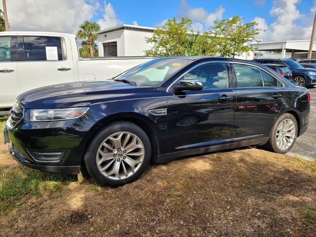 2018 Ford Taurus Limited