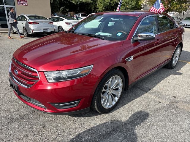 2018 Ford Taurus Limited